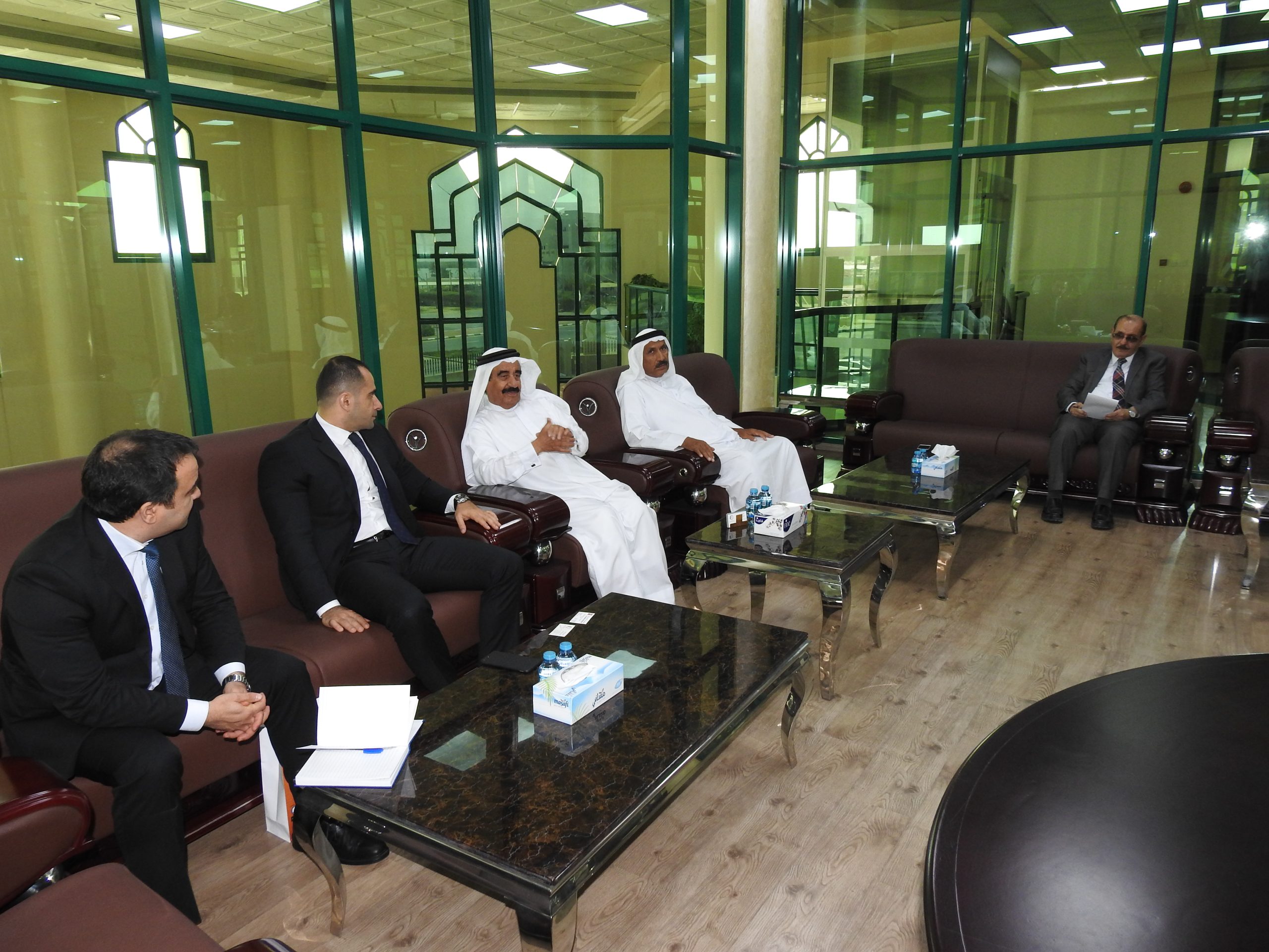 غرفة أم القيوين تبحث التعاون التجاري والاستثمار  مع جمهورية أذربيجان