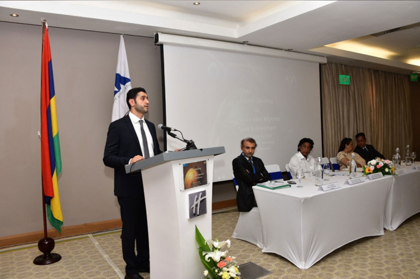 \”الإمارات تدعم التجارة عبر رابطة \”أيورا